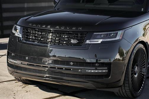 2024 Land Rover Range Rover P530 SE