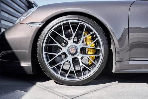 2015 Porsche 911 Turbo S