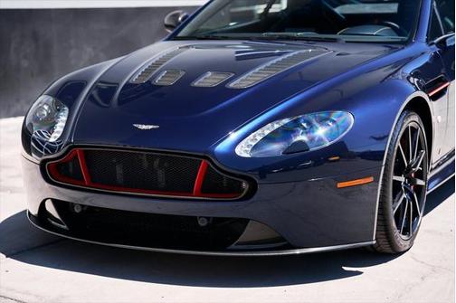 2017 Aston Martin V12 Vantage S Base