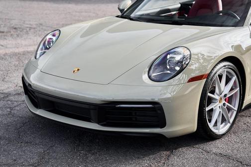 2022 Porsche 911 Carrera S