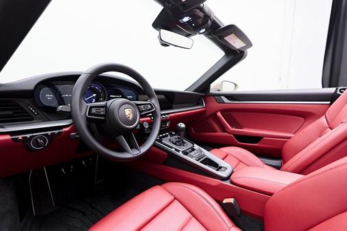 2022 Porsche 911 Carrera S