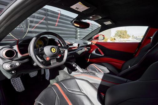 2018 Ferrari 812 Superfast Base