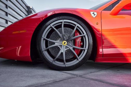 2013 Ferrari 458 Italia Base