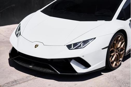 2018 Lamborghini Huracan Performante