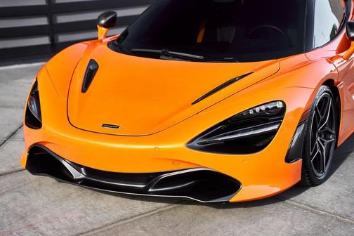 2018 McLaren 720S Base