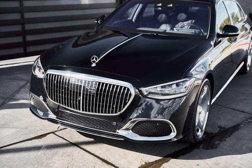 Black 2025 Mercedes-Benz Maybach S 580 4MATIC