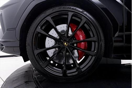 2024 Lamborghini Urus S