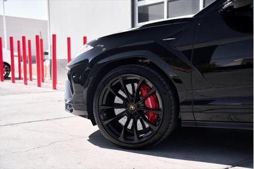 2024 Lamborghini Urus S