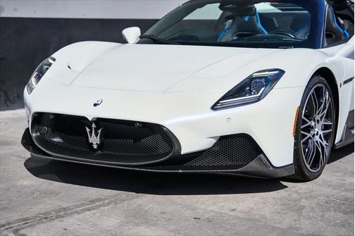 2023 Maserati MC20 Cielo