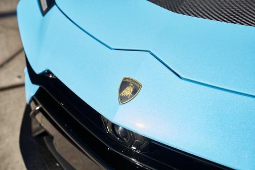 2024 Lamborghini Urus Performante