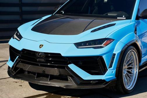 2024 Lamborghini Urus Performante