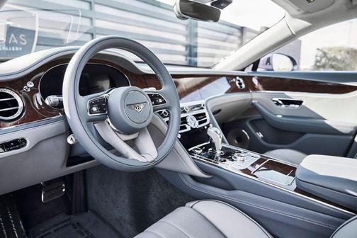 2026 Bentley Flying Spur V8