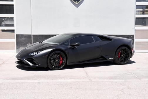 2023 Lamborghini Huracan EVO Coupe RWD