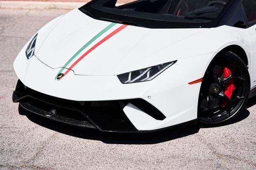2018 Lamborghini Huracan Performante