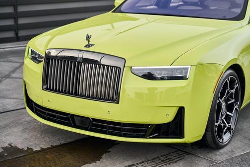 2025 Rolls-Royce Ghost 