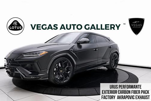 2023 Lamborghini Urus Performante