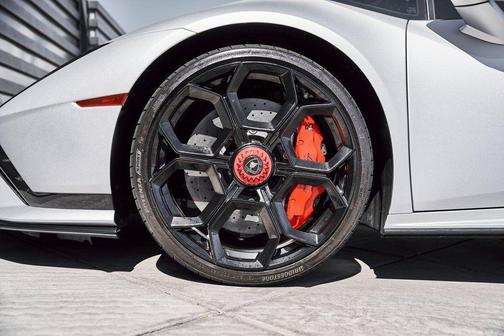 2023 Lamborghini Huracan Tecnica Coupe