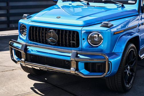 MANUFAKTUR South Sea Blue Metallic 2026 Mercedes-Benz AMG G 63 G 63 AMG
