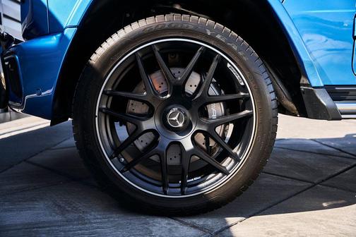 MANUFAKTUR South Sea Blue Metallic 2026 Mercedes-Benz AMG G 63 G 63 AMG