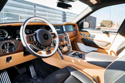 2025 Rolls-Royce Cullinan Base