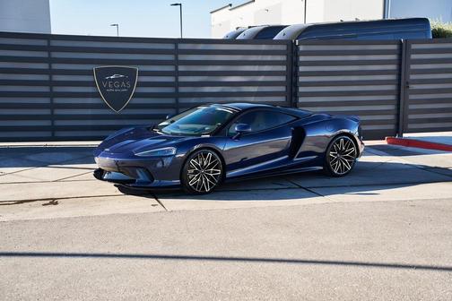 2022 McLaren GT Coupe