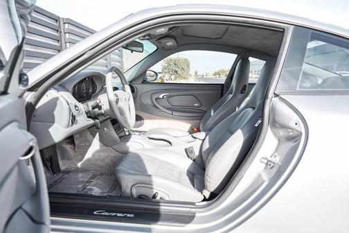 2002 Porsche 911 Carrera 4S