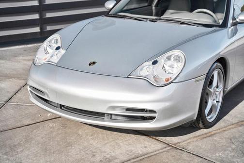 2002 Porsche 911 Carrera 4S