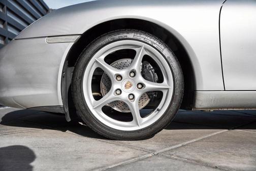 2002 Porsche 911 Carrera 4S