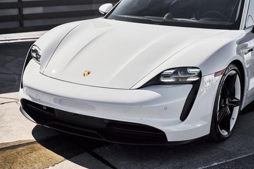Chalk 2023 Porsche Taycan 4S
