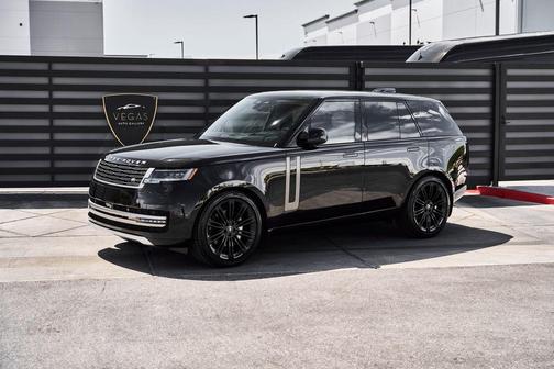 Santorini Black Metallic 2024 Land Rover Range Rover P400 SE