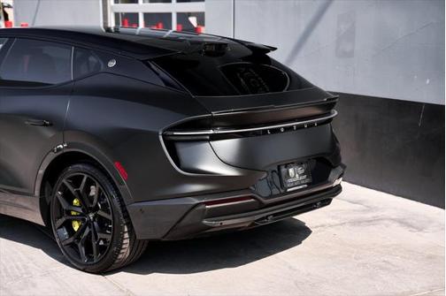 2025 Lotus Eletre Carbon