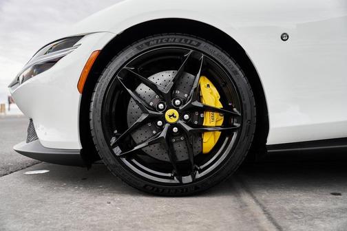 2024 Ferrari Roma Base