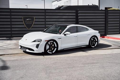 2020 Porsche Taycan Turbo