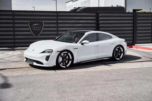 2020 Porsche Taycan Turbo