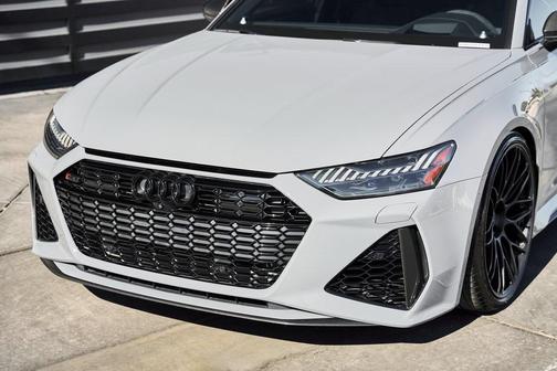 2022 Audi RS 6 Avant 4.0T