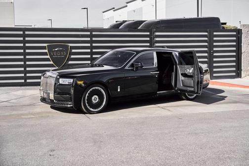 2024 Rolls-Royce Phantom Base