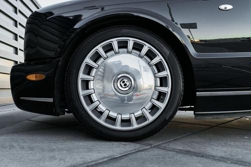 2009 Bentley Azure Base