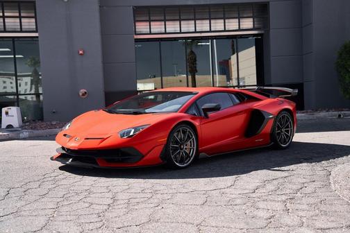 2019 Lamborghini Aventador SVJ Base