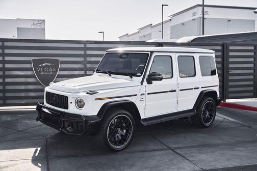 MANUFAKTUR Moonlight White Metallic 2026 Mercedes-Benz AMG G 63 G 63 AMG