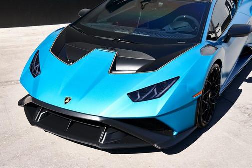 2022 Lamborghini Huracan STO Coupe