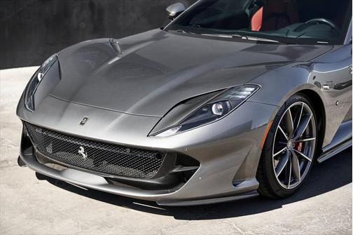 Grigio Ferro Metallic 2021 Ferrari 812 GTS Base
