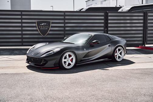 Grigio Ferro Metallic 2021 Ferrari 812 GTS Base