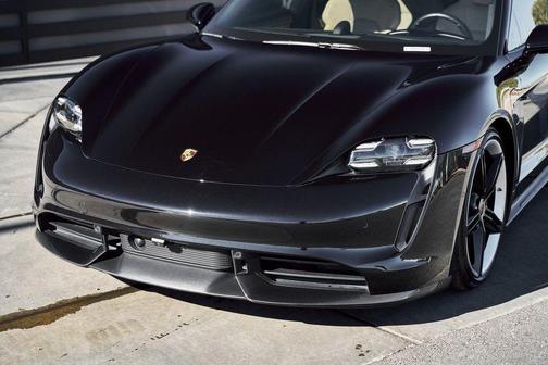 2020 Porsche Taycan Turbo S
