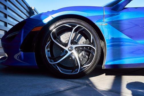 2024 McLaren 750S Spider