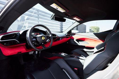 Bianco Cervino 2024 Ferrari 296 GTB Base