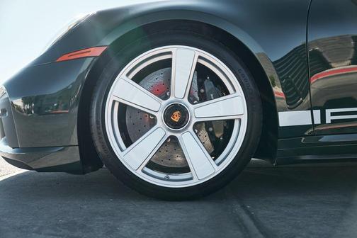 2025 Porsche 911 Turbo S