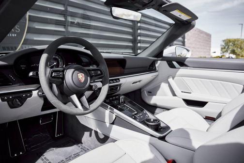 2025 Porsche 911 Turbo S