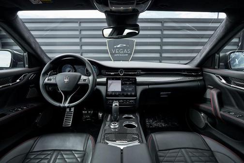 2021 Maserati Quattroporte Trofeo