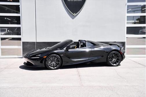 2025 McLaren 750S Spider