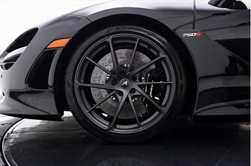 2025 McLaren 750S Spider